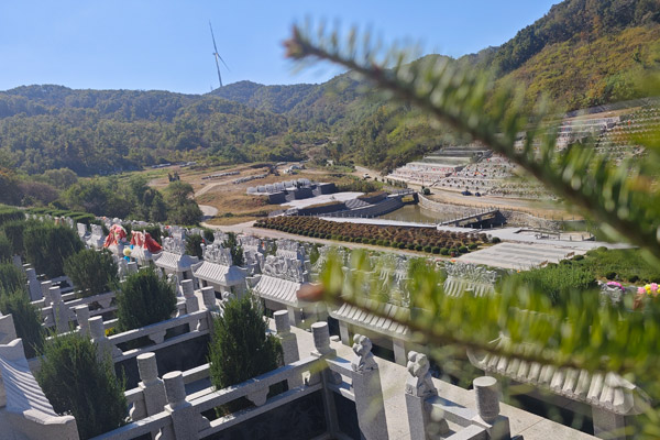 沈阳大型正规示范墓园——玉灵山墓园:依山傍水,环境优美,价格亲民,交通便利 沈阳大型正规示范墓园——玉灵山墓园:依山傍水,环境优美,价格亲民,交通便利
